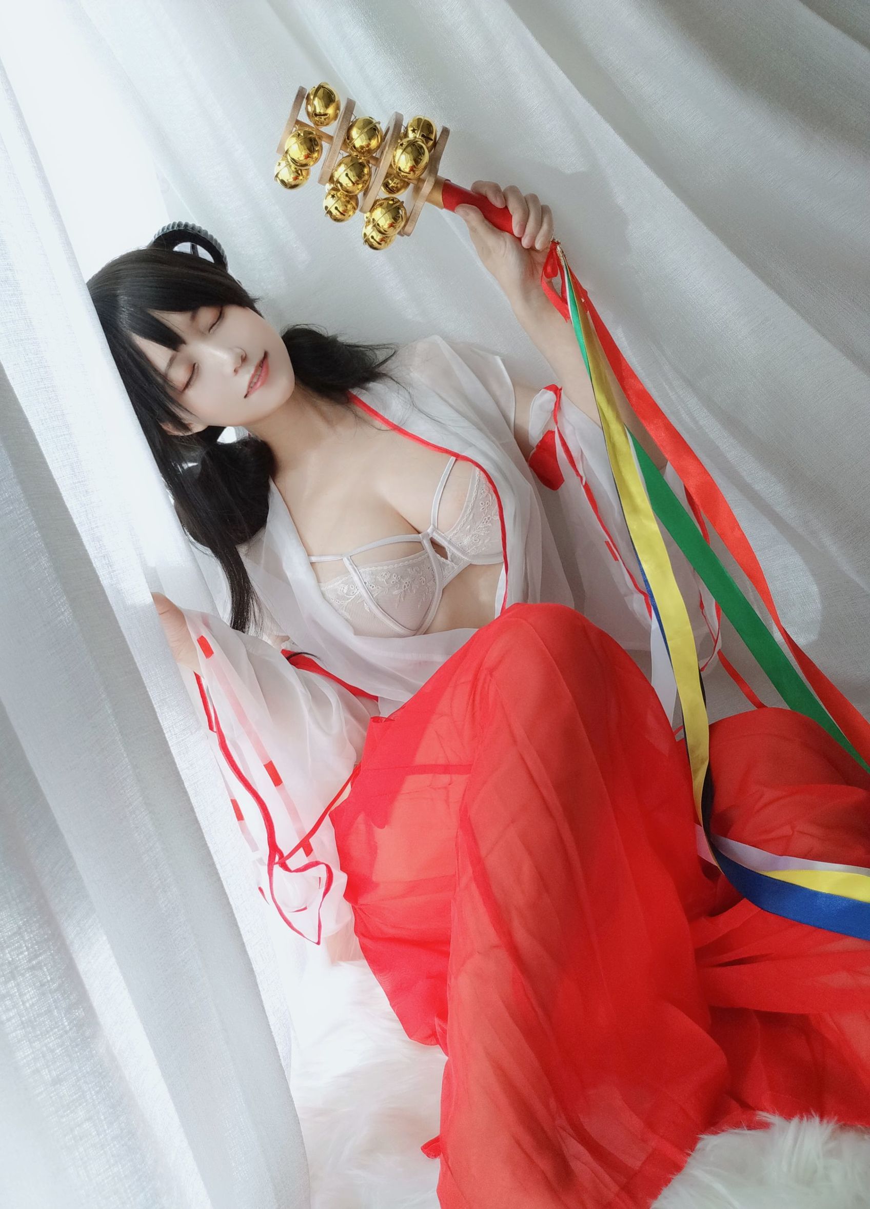 [网红COSER]动漫博主小仓千代w巫女插图2